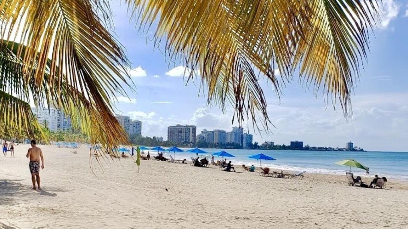 Kasa Seaview At Coral - For 2 Balcony Beachfront Building Pool Apartamento San Juan